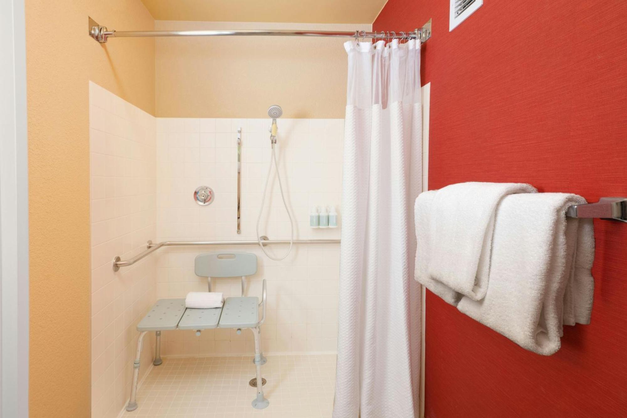 Hotel Courtyard By Marriott Richmond West Dumbarton Exteriér fotografie