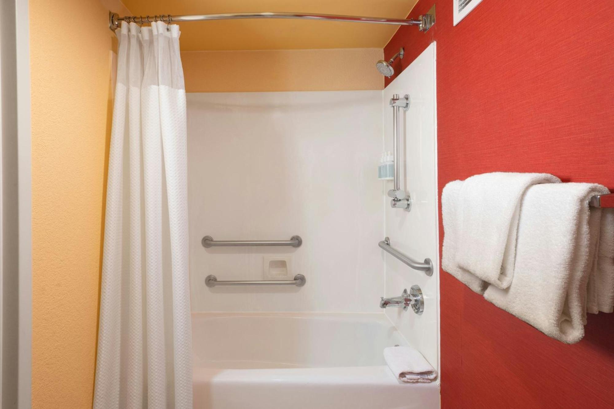 Hotel Courtyard By Marriott Richmond West Dumbarton Exteriér fotografie